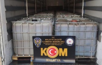 Malatya'da 25 bin litre kaçak akaryakıt ele geçirildi.