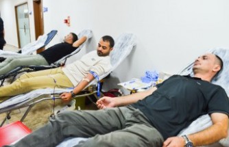 Maski Personelinden Kan Bağışı