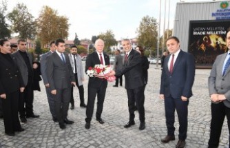 KKTC Cumhuriyet Meclisi Başkanı Töre, Malatya Büyükşehir Belediyesini Ziyaret Etti
