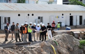 Vali Yavuz, Pazar Mesaisinde İnşaat Denetimlerine Devam Ediyor