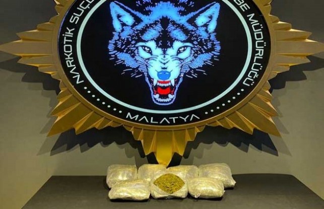 3 kilo 600 gr skunk ele geçirildi