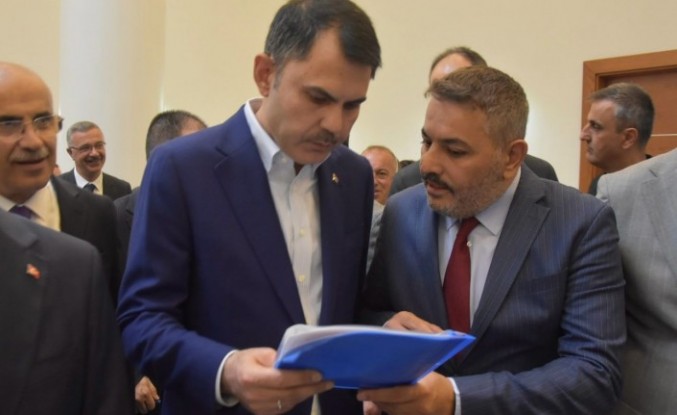 Başkan Sadıkoğlu, Şehrin Taleplerini Bakan Kurum’a Sundu
