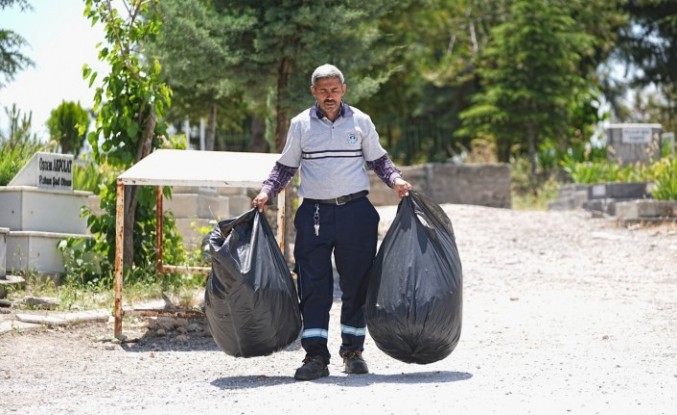 Battalgazi’de Mezarlıklar Ve Camiler Bayrama Hazır