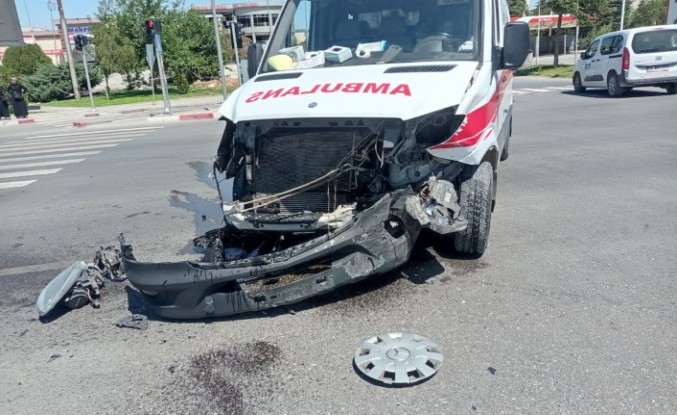 Malatya’da Ambulans Kazası
