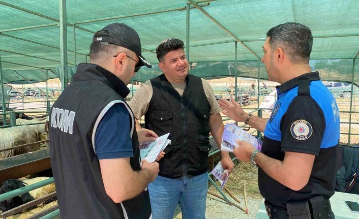 Polisten Kurban Satıcılarına Sahte Para Uyarısı